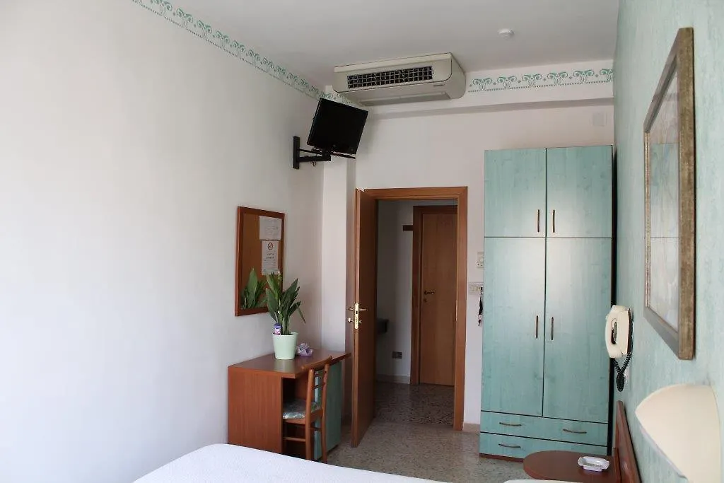 Hotel Junior Riccione